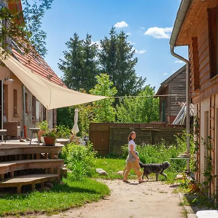 Apartman Weitraeumiges, Helles Mit Naturblick